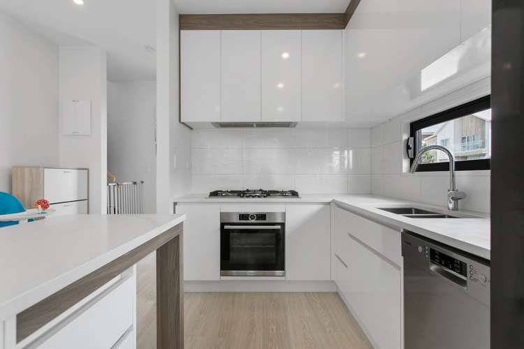 28 Tihema Lane Westgate_6