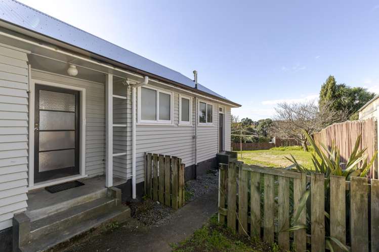 56 Cook Street Marfell_17