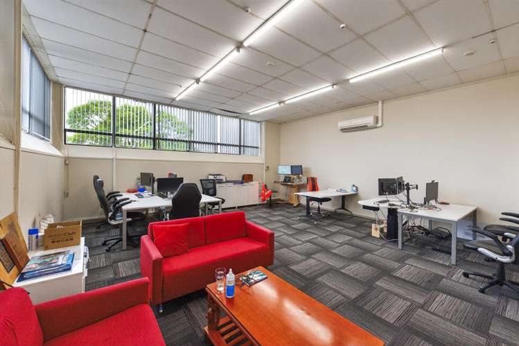 153 Pilkington Road Pt England_7