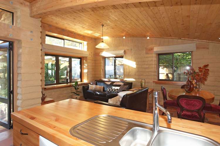 Earth House/3635 Cambridge Road Cambridge_8