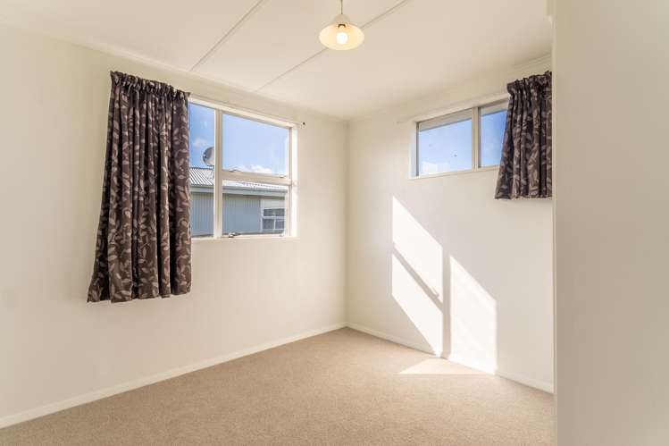 8 Hopkins Road Twizel_7