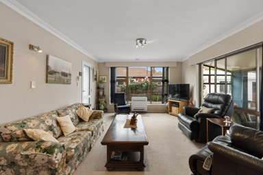 2/16 Camrose Place_3