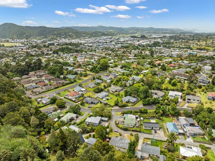 16 Glendale Road Woodhill_24