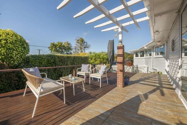 27 Colmar Road Mellons Bay_4