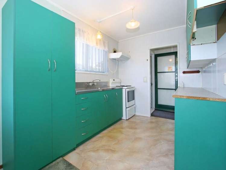 238 Browns Road Clendon Park_3