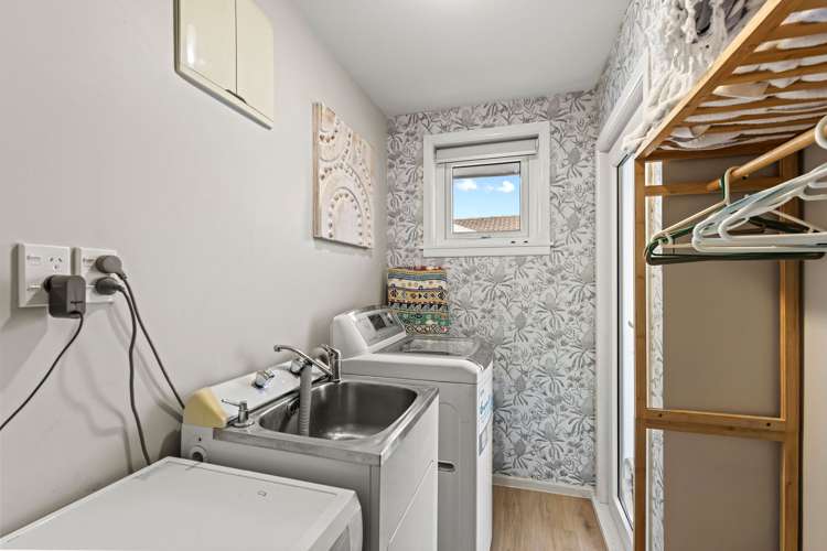 21 La Perouse Place Northcote_22