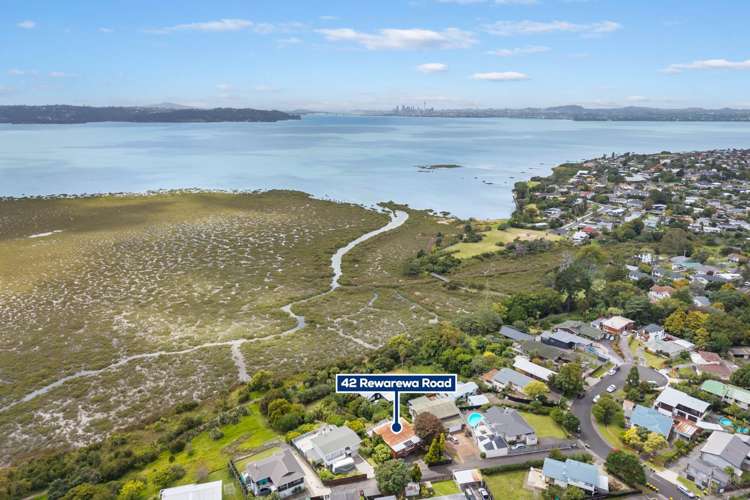 42 Rewarewa Road Te Atatu Peninsula_44
