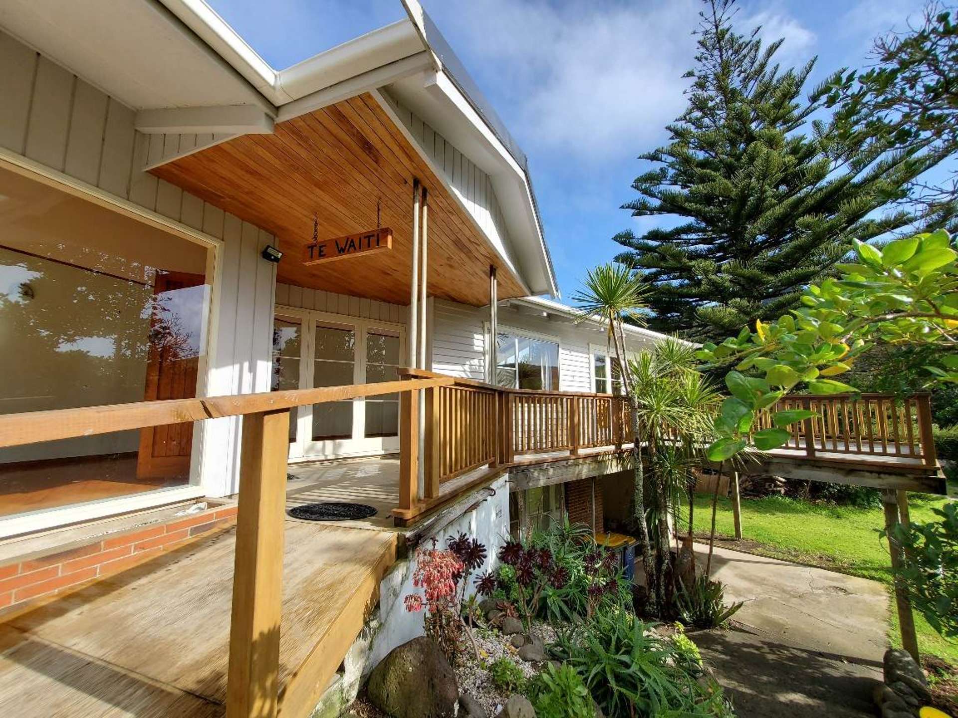 207 Bethells Road Muriwai_0