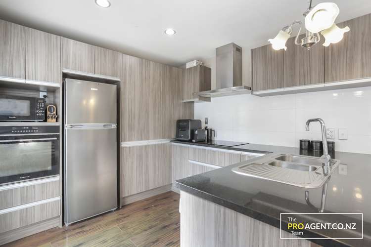 9a Atkinson Road Titirangi_8