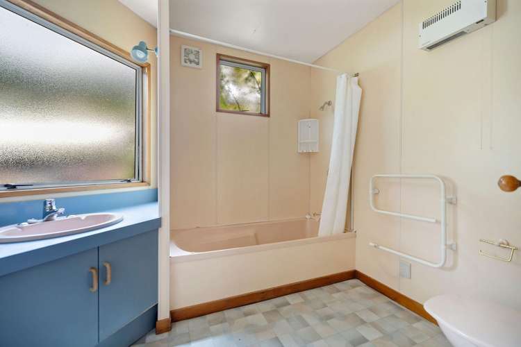 23 Golden Terrace Queenstown_16