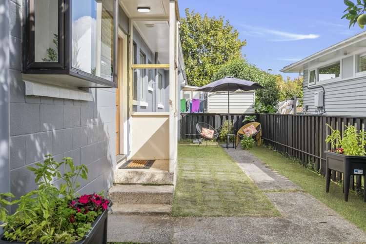 64a Muir Avenue Mangere Bridge Manukau City Houses for Sale One