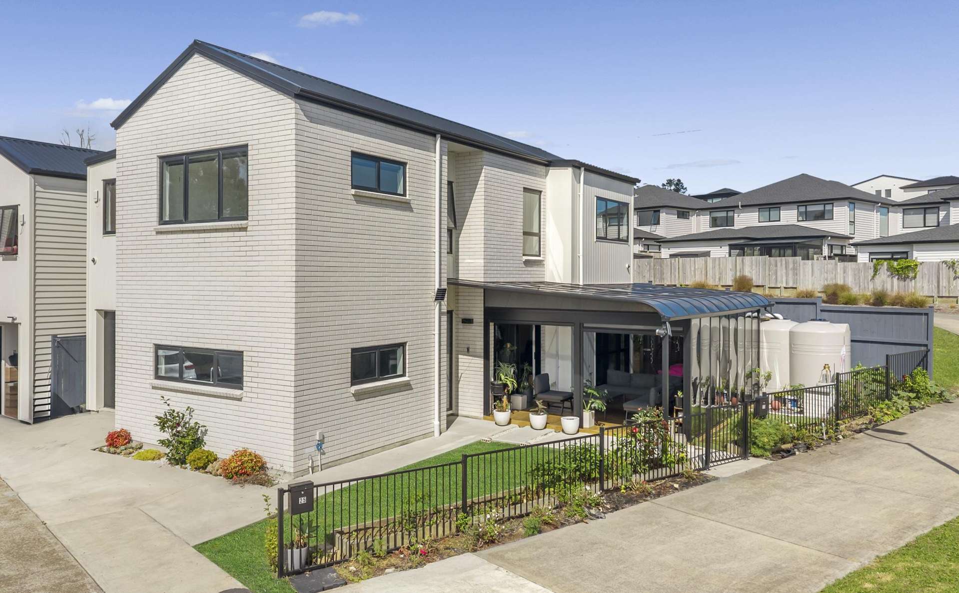 23 Tannaghmore Drive Flat Bush_0