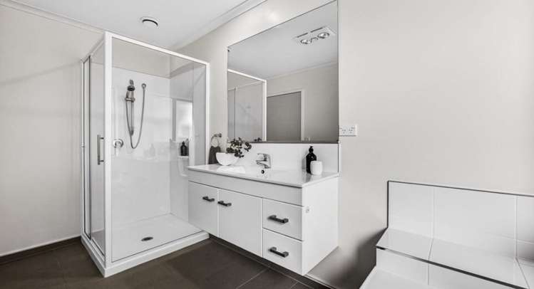 52 Madison Terrace Silverdale_4