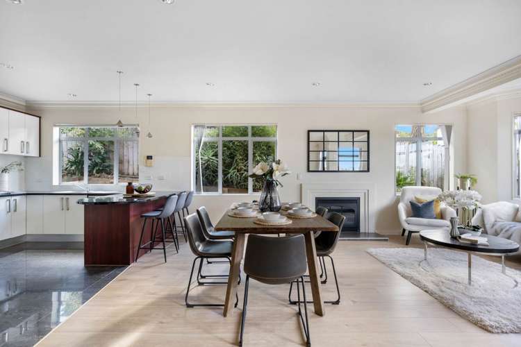 61 Medallion Drive Oteha_3