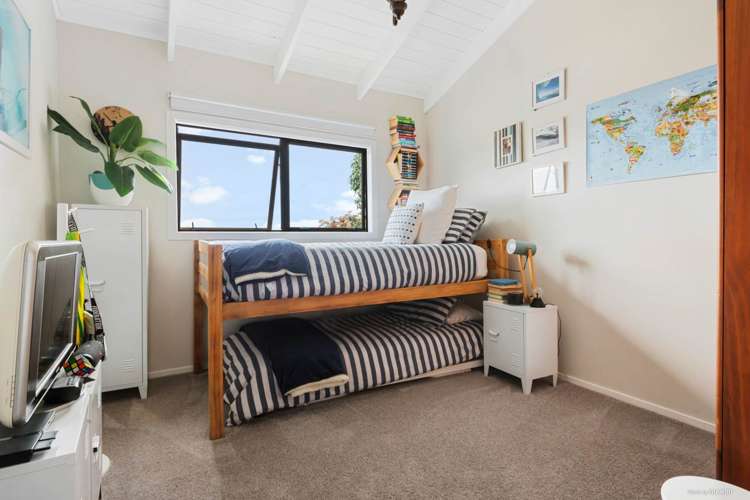 10 Orewa Heights Crescent Orewa_11