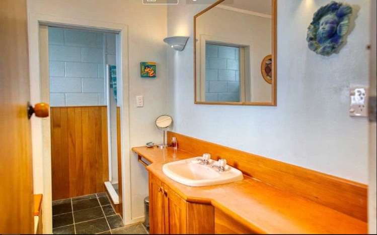 132 Town Point Road Maketu_1