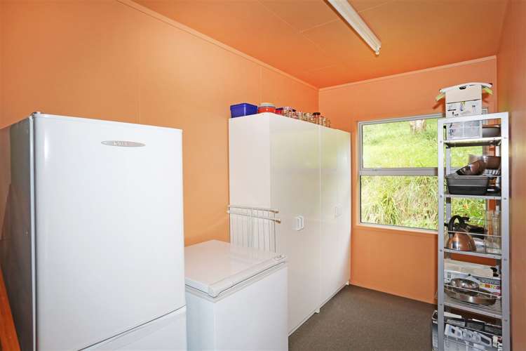 3699 Highway 22 Whangape_13