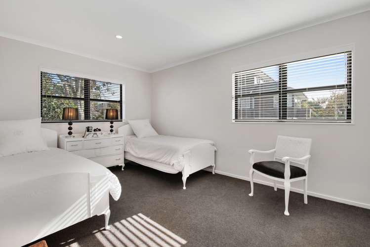 62 Gulf View Road Murrays Bay_10