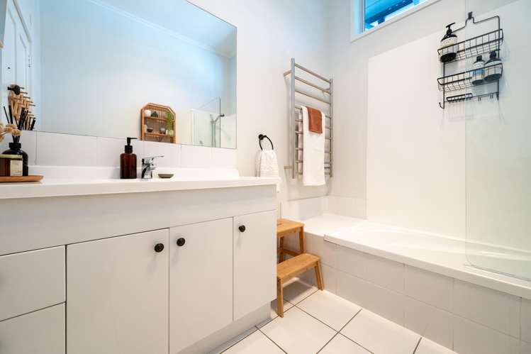 181 Georges Drive Napier South_13