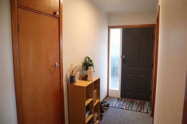 52 Acacia Crescent Glenview_2