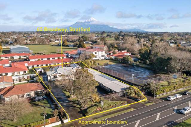 65 Broadway Stratford_1