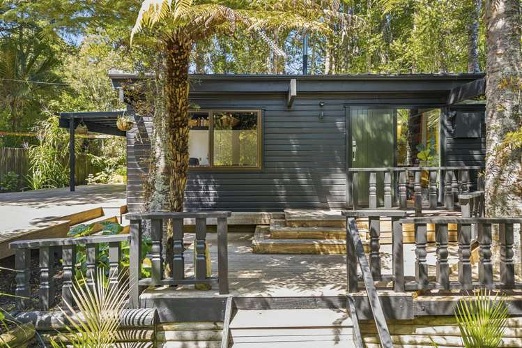 34 Hollywood Avenue Titirangi_26