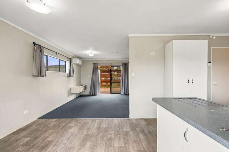 2/48 Arthur Crescent Hilltop_5