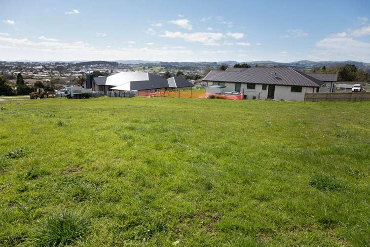328 Upper Queen Street Pukekohe_1