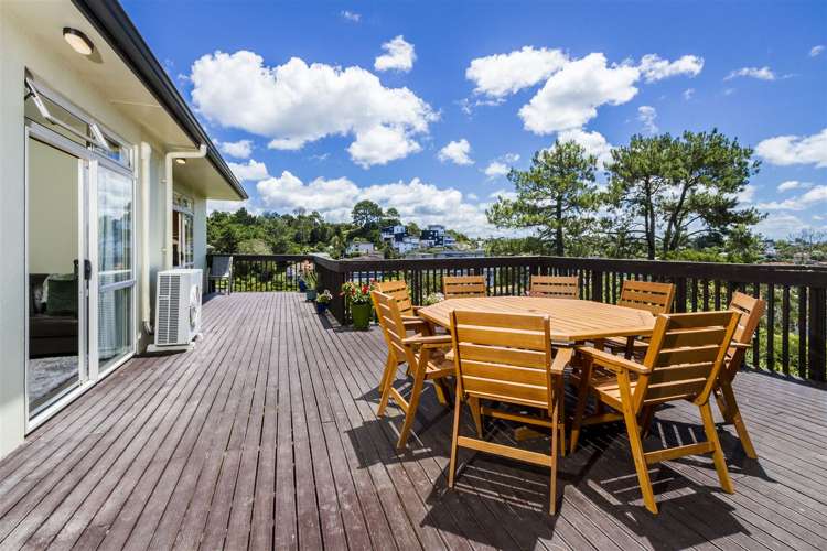 17 Bushglen Court Browns Bay_1