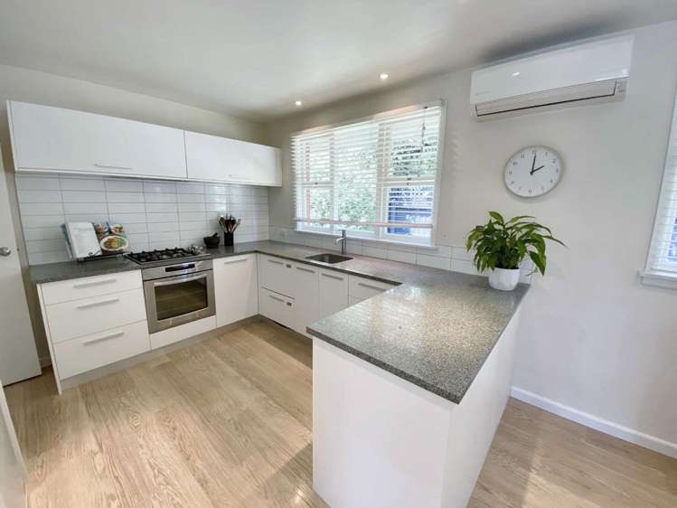 17 Landsdowne Terrace Cashmere_1