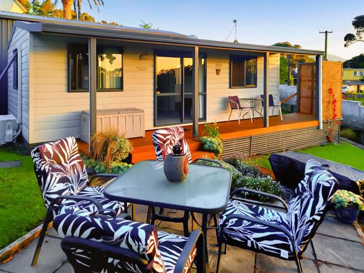 2 Waireka Road East Omata_41