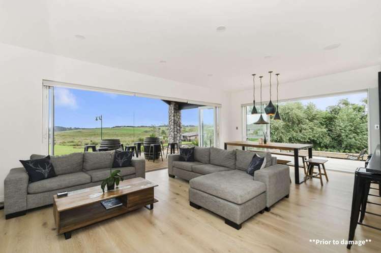 17 Capriole Crescent Kingseat_12