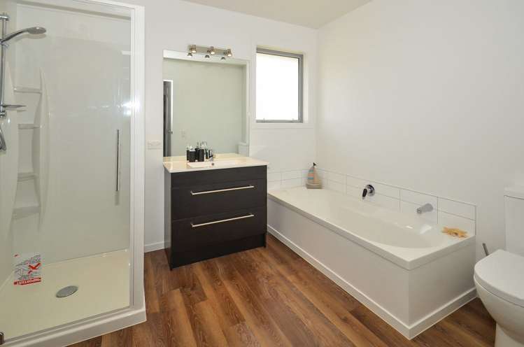 66 Grandvista Drive Green Island_12