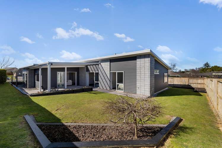 98 Stirling Drive_0