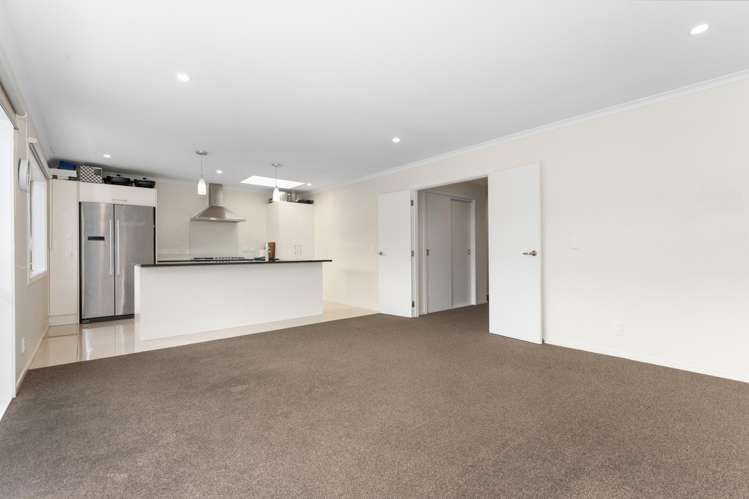 15 Resolution Drive Whitby_13