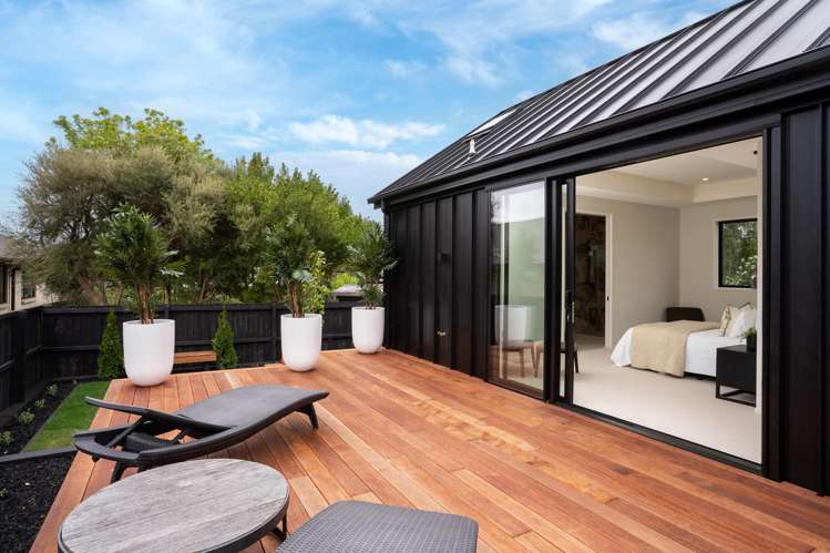 59 Main Road Redcliffs_10