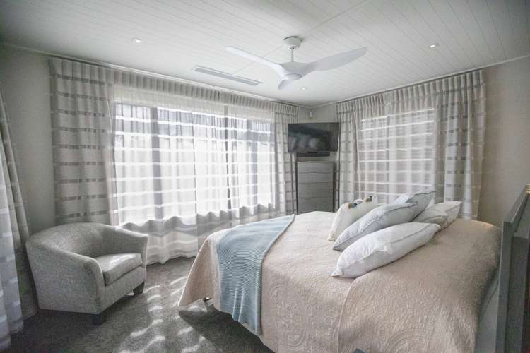 32 Wallis Street Raglan_10