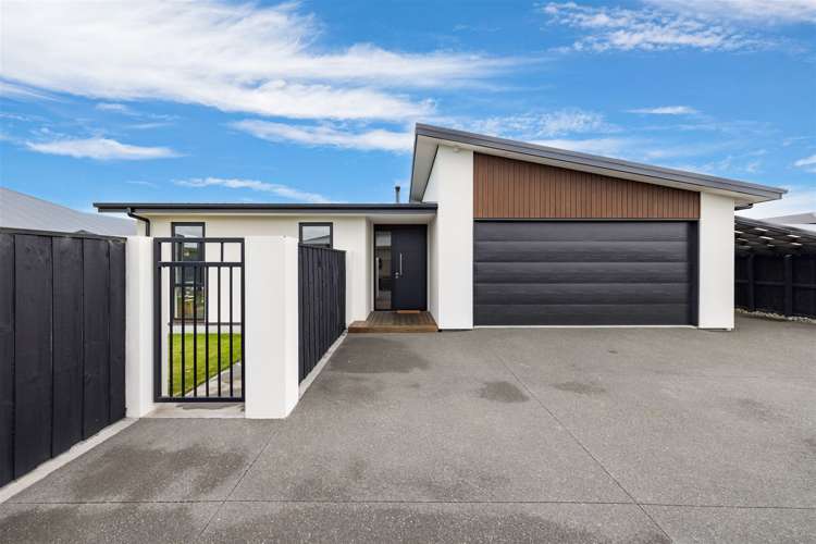 7 Picadilly Avenue Casebrook_19