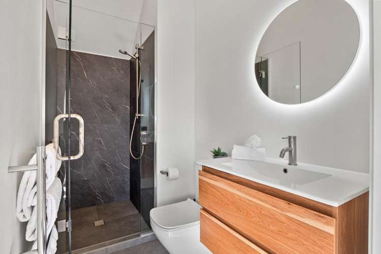 12 Elevator Lane Jacks Point_18