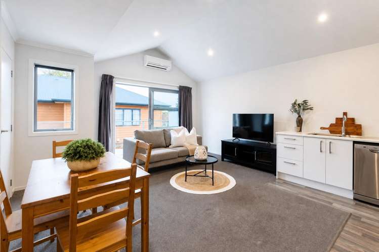 2/5 Teddy Street Whitiora_14