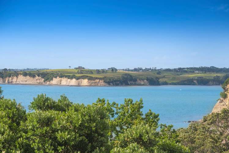 747B Whangaparaoa Road Stanmore Bay_15