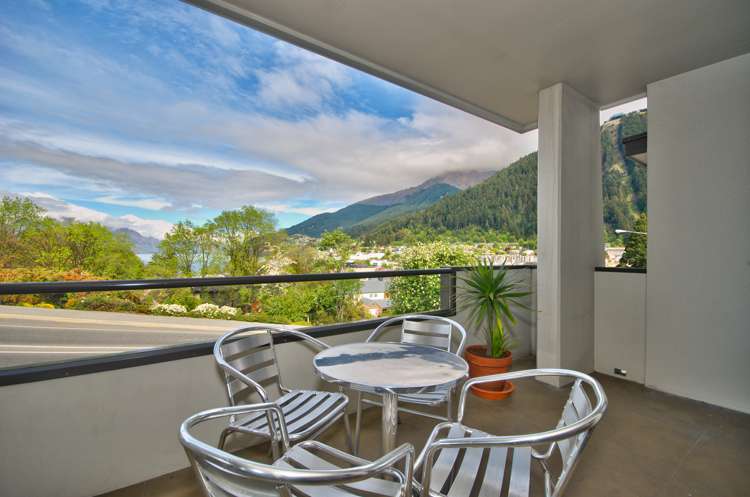 302/1 Beetham Street Queenstown_4