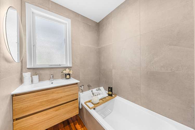 6 Peter Mulgrew Street New Windsor_23