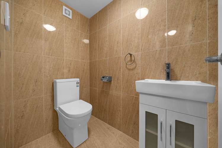 263 Golf Road Titirangi_34