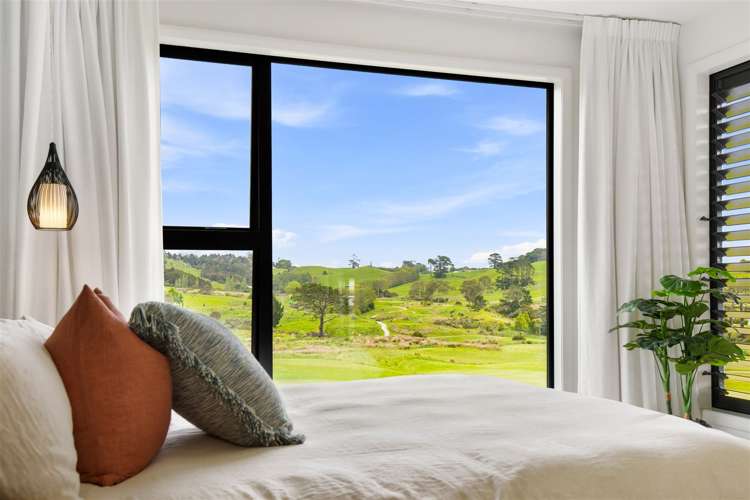 65 Grayson Road Wainui_22