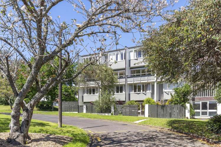 6/79 Beresford Street_0