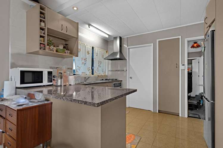 16 Beaufort Place Papatoetoe_8