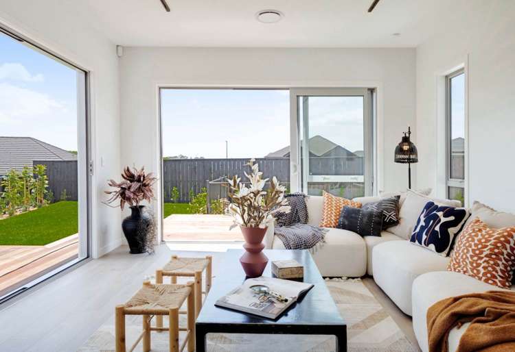 28 Tukutata Crescent Milldale_10