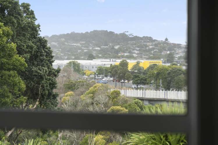 39 Whakawhiti Loop Avondale_9