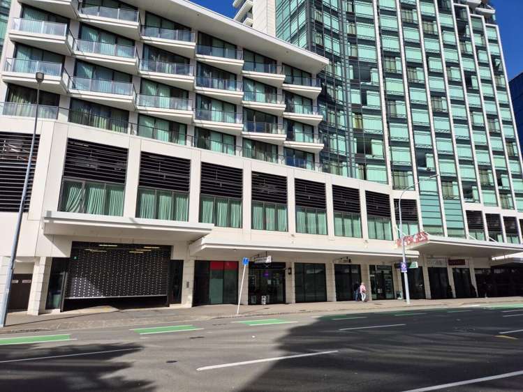 75 Featherston Street_0